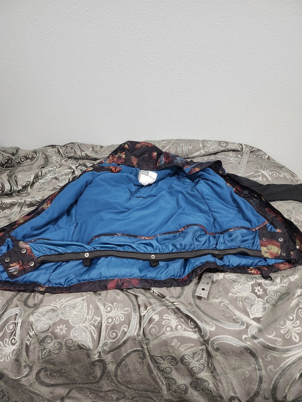 Aperture Floral Print Snowboarding Or Ski Coat Or Jacket Size M - Picture 2 of 6